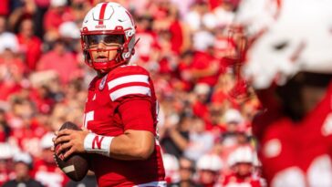 raiola-joins-oregon-as-ducks-await-moore’s-call