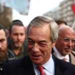 farage-backs-trump-iran-intervention,-hails-persian-‘freedom-fighters’-at-protest-rally