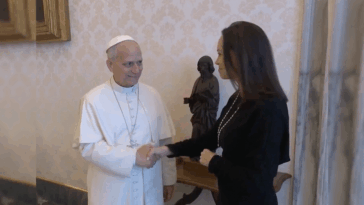 surprise-meeting:-pope-leo-xiv-sits-down-with-venezuelan-opposition-leader-maria-corina-machado 