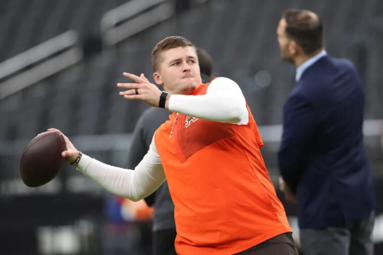 jets-sign-bailey-zappe-to-future-contract-as-reset-of-qb-depth-begins