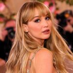 jennifer-lawrence-says-she-‘identifies-as-a-stay-at-home-mom’-despite-her-hollywood-success