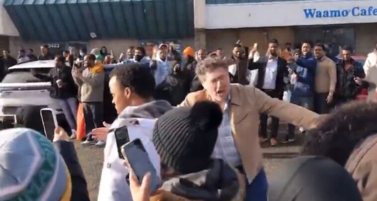 chaos-erupts-as-hundreds-of-somalis-storm-ice-operation-at-strip-mall-in-st.-cloud,-minnesota-(video)