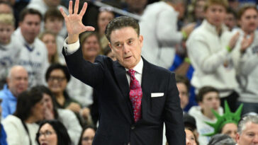 rick-pitino-isn’t-buying-into-clash-with-big-east-cellar-dweller-as-a-st.-john’s-trap-game