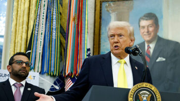 ‘kash-better-get-them-out,-now!’:-trump-orders-cleanup-of-corrupt-fbi-‘scum’