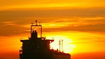 trump-effect:-supertankers-sailing-to-pick-up-venezuelan-oil-for-china-turning-back