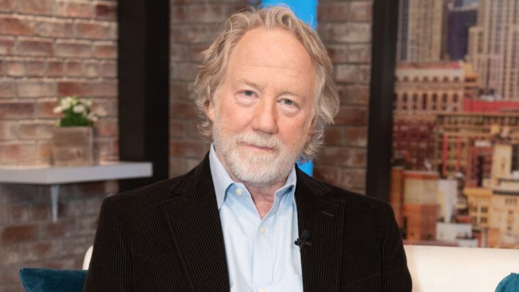 us-marshals-seek-timothy-busfield-after-child-sex-abuse-allegations