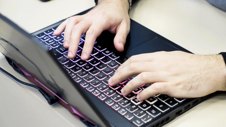 teen-hackers-recruited-through-fake-job-ads