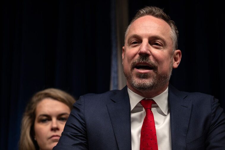 us.-attorney-who-led-prosecution-of-sprawling-minnesota-fraud-ring-abruptly-resigns