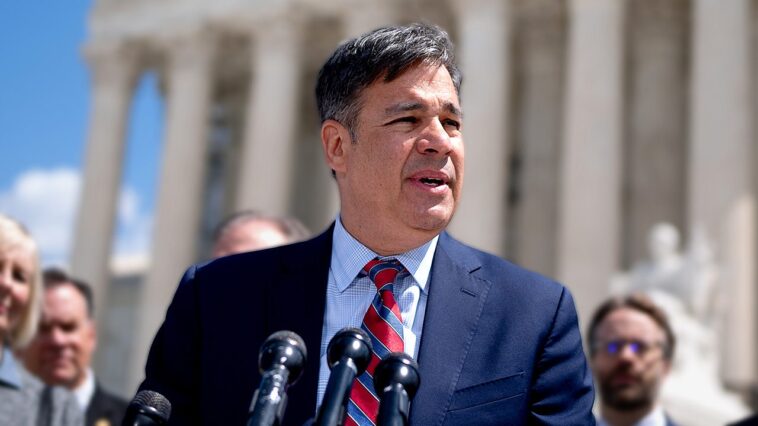 idaho-ag-says-supreme-court-transgender-sports-case-defies-‘common-sense’