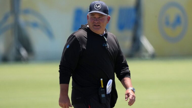 bolts-fire-oc-roman,-ol-coach-after-playoff-exit