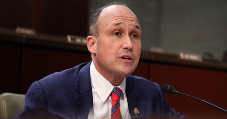 republican-congressman-forced-to-close-office-after-‘credible-threats-and-calls-for-violence’