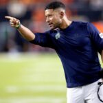 sources:-freeman-to-stay-at-nd-despite-nfl-jobs