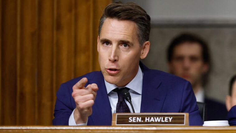 looming-war-powers-senate-vote-ramps-up-pressure-on-hawley-after-maga-backlash