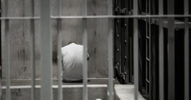 ‘worse-than-alcatraz’-—-released-italian-political-prisoners-of-venezuela-recount-prison-horror