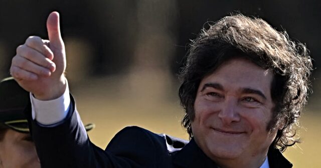 argentina-logs-lowest-year-end-inflation-in-eight-years