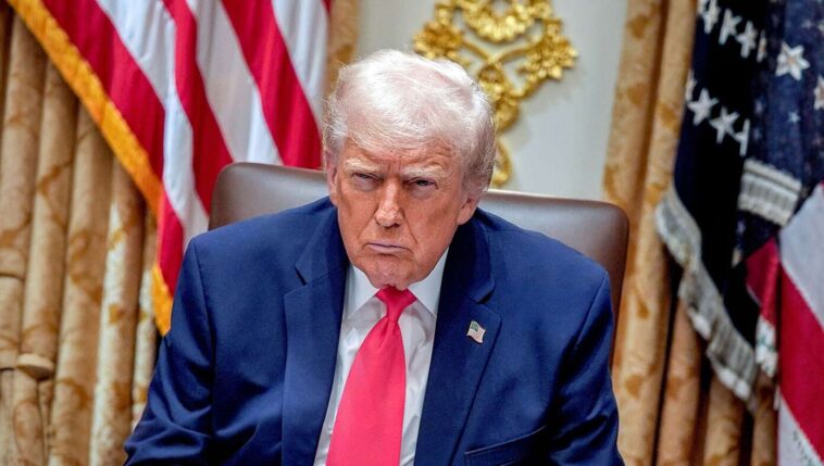 trump-announces-plan-to-take-australia-and-cash-in-its-2-troop-bonus-every-round,-wait-till-all-the-other-armies-are-depleted,-then-launch-his-assault-on-asia