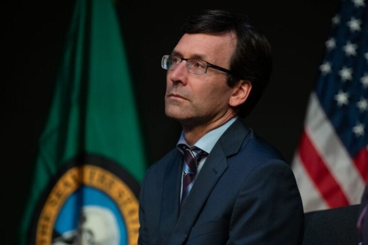 blue-state-governor-refuses-to-answer-when-asked-about-boys-competing-against-his-daughter