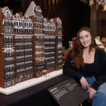 amateur-baker’s-giant-gingerbread-replica-of-famed-nyc-hotel-chelsea-wins-‘fan-favorite’-at-museum-showcase