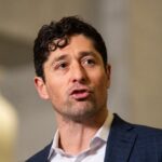 jacob-frey-says-immigrants-being-caught-by-ice-‘are-not-a-problem-for-minneapolis’