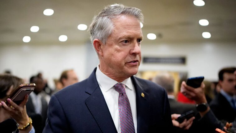 gop-senator-pushes-trump’s-10%-credit-card-rate-cap-as-party-leaders-push-back