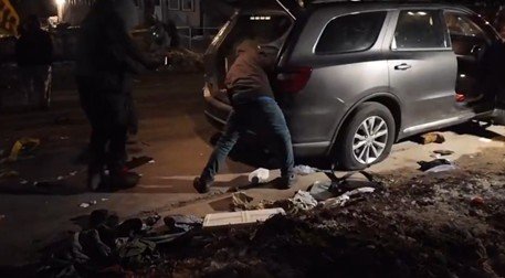 h*ll-on-earth:-minneapolis-rioters-destroy-and-loot-ice-and-fbi-vehicles,-steal-sensitive-documents-and-ammunition-while-local-cops-do-nothing-–-(videos)