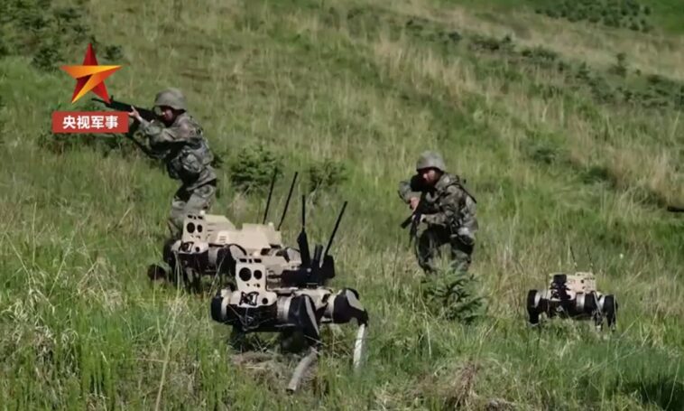 the-chinese-military-is-developing-robot-dogs-and-humanoid-combat-robots