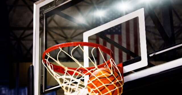 watch:-parents-brawl-at-staten-island-catholic-youth-basketball-game