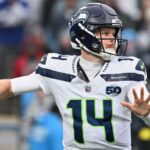 darnold-expects-to-play-despite-new-oblique-injury