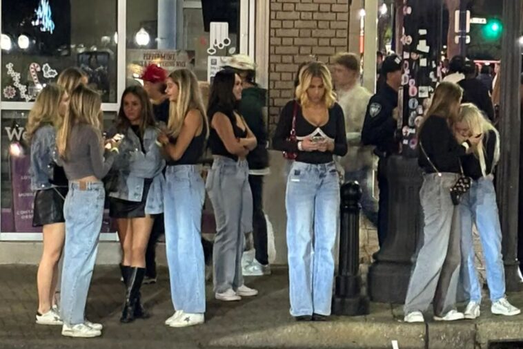 social-media-is-making-gen-z-all-look-and-dress-and-sound-the-same-—-and-our-country-is-suffering-for-it