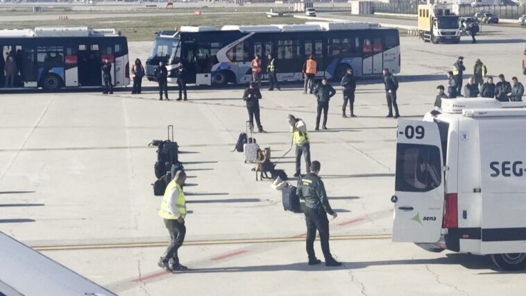 passenger’s-wi-fi-name-triggers-bomb-scare,-forces-turkish-airlines-emergency-landing