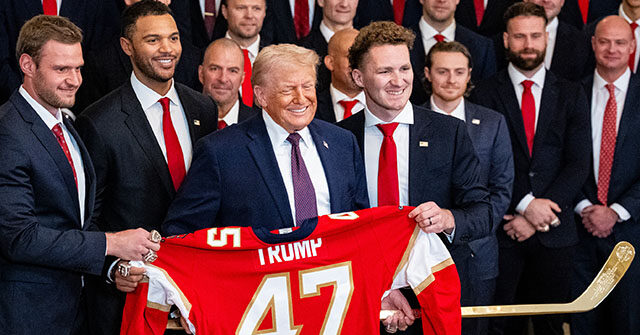 trump-hosts-back-to-back-stanley-cup-champion-florida-panthers-at-white-house