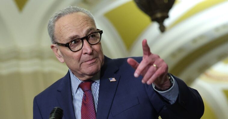 schumer-pleads-for-money-and-denigrates-ice-in-white-house-meeting-with-trump