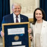 venezuela-freedom-fighter-maria-machado-gave-trump-her-nobel-prize-medal,-calling-him-‘the-heir-to-washington’-and-a-force-for-freedom