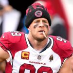 ex-nfl-star-jj-watt-criticizes-steelers’-players-who-shared-details-of-mike-tomlin’s-emotional-final-meeting