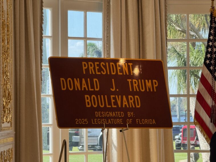 watch-live:-president-trump-participates-in-ceremony-renaming-west-palm-beach’s-southern-boulevard-to-“president-donald-j.-trump-boulevard”-–-3:15-pm-et