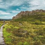 teen-barely-survives-260-foot-fall-while-hiking,-thanks-to-his-high-tech-headphones