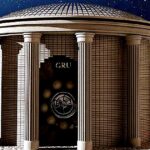 a-room-among-the-stars:-startup-plans-to-open-first-hotel-on-the-moon-in-2032