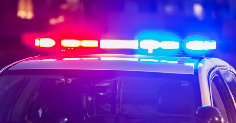 arizona-homeowner-shoots-knife-wielding-man-seen-keying-cars