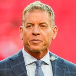 troy-aikman-questions-why-anyone-wants-to-coach-in-the-nfl:-‘tough-job-right-now’