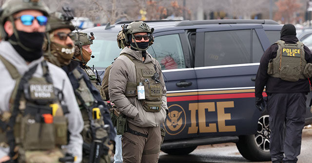 minneapolis-council-member:-there’s-no-legitimate-role-for-ice-here