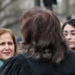 ghazala-hashmi-takes-oath-on-quran-to-be-sworn-in-as-virginia-lt-gov.