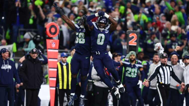 seahawks-dominate-hobbled-49ers-to-advance