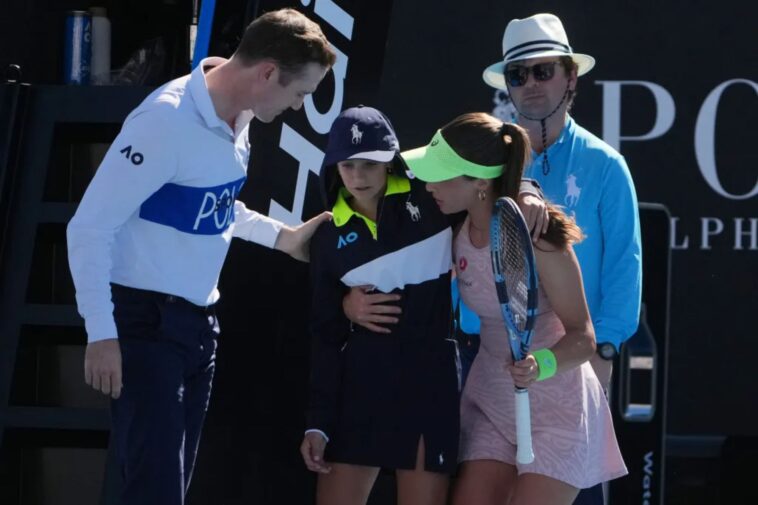 tennis-star-zeynep-sonmez-comes-to-aid-of-ball-girl-who-collapsed-on-court-during-australian-open-match