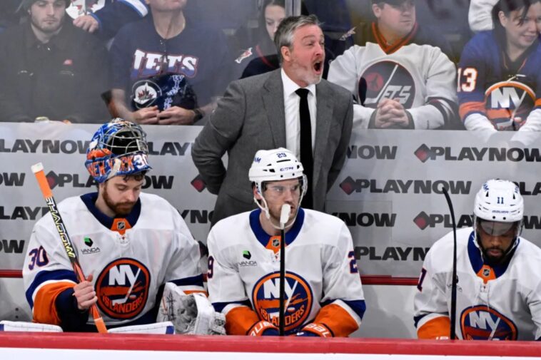 patrick-roy-denies-early-goal-pull-was-due-to-analytics
