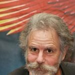 thousands-of-fans-celebrate-life-of-legendary-grateful-dead-guitarist-bob-weir-in-san-francisco