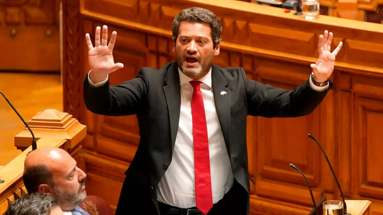 portugal’s-‘chega’-party-poised-to-bring-the-right-to-power-in-presidential-election-–-headed-to-runoff-against-socialists