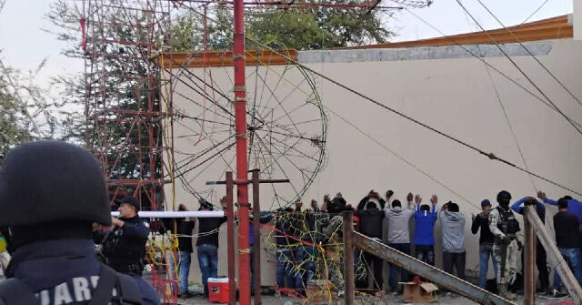 locals-in-mexico-riot-as-soldiers-shut-down-town-party-honoring-cartel-boss