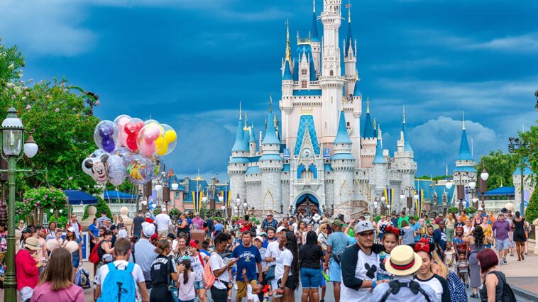 cheapest-days-to-visit-disney:-here’s-what-you-need-to-know-before-booking-your-trip