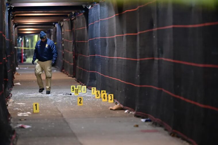 nyc-man,-26,-gunned-down-steps-away-from-home:-cops