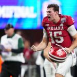 ‘everyone-has-someone-to-cheer-for’:-inside-fernando-mendoza’s-miami-homecoming